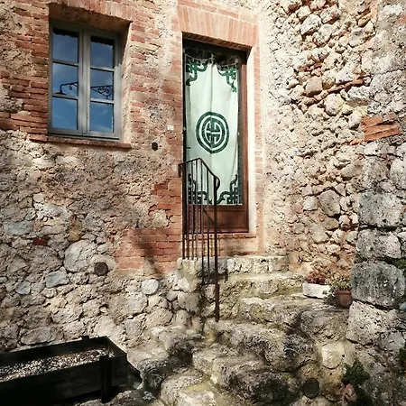 Gli Archi モンテリッジョーニ