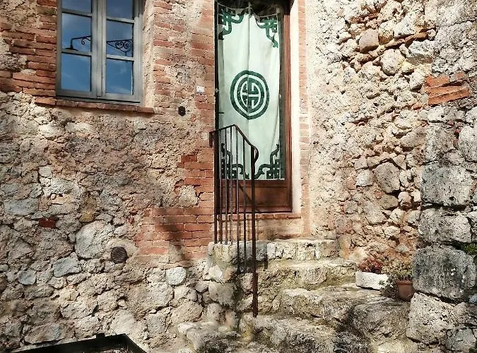 Gli Archi モンテリッジョーニ